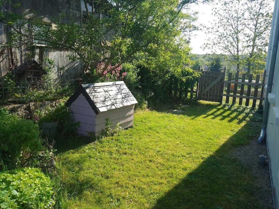 Logement Renove Proche Foret Baud Bagian luar foto